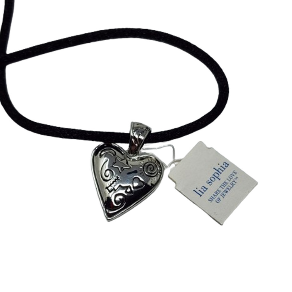 NWT - Lia Sophia - Reversible Silver Heart Pendant Necklace Black Cord (16-19")